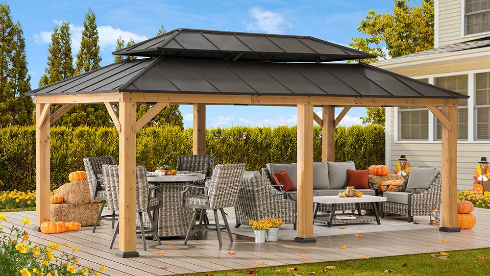 Top 8 Outdoor Essentials on Thanksgiving Sale for Every Budget