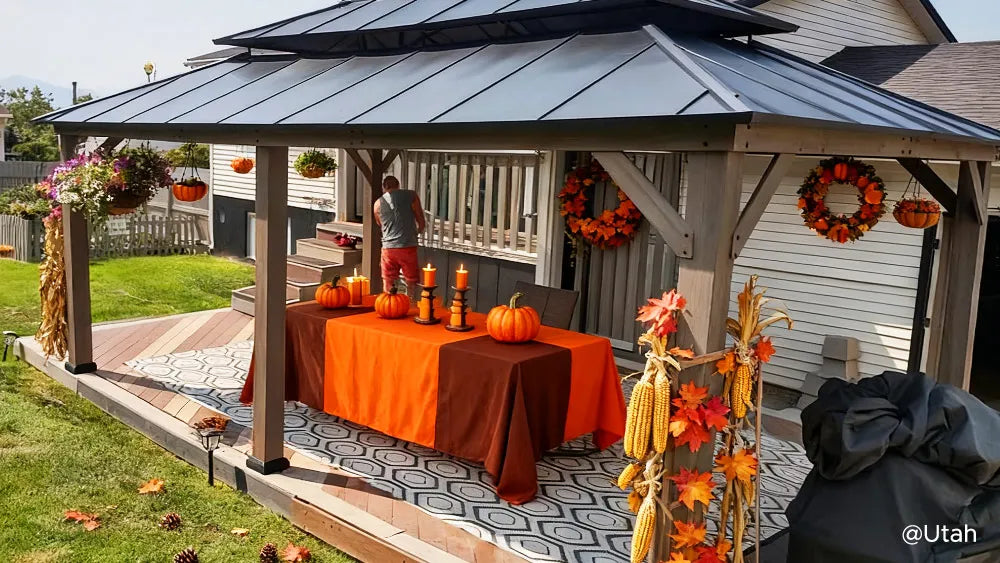Why Hosting Thanksgiving Outdoors Is the New Trend