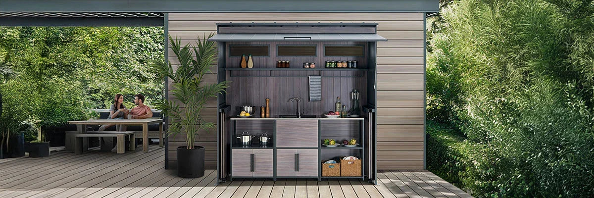 Outdoor Kitchen